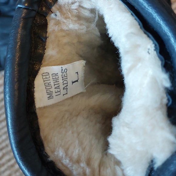 Vintage Leather Fur Lined Mittens - Picture 7 of 8